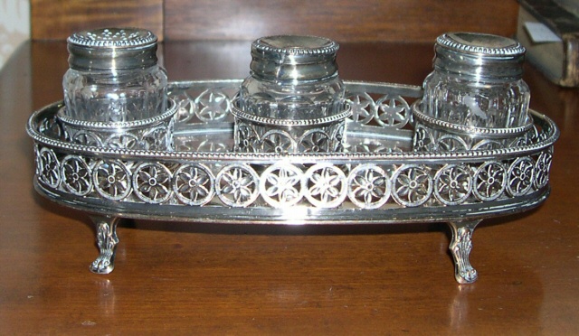 Inkstand